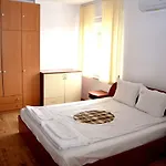 Family Daisy Hotel 2*