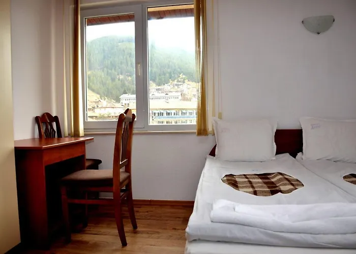 Family Daisy Hotel 2*